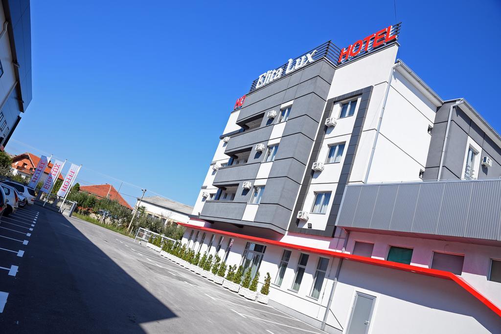 Ni Garni Uni Elita Lux Hotel מראה חיצוני תמונה
